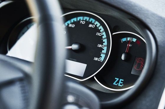 रेनॉल्ट कांगू में सर्वोत्तम मूल्य के साथ 2 सीटर वैन, और सुविधाओं, माइलेज, बैठने और इंजन के प्रदर्शन में आरामदायक