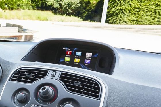 रेनॉल्ट कांगू में सर्वोत्तम मूल्य के साथ 2 सीटर वैन, और सुविधाओं, माइलेज, बैठने और इंजन के प्रदर्शन में आरामदायक