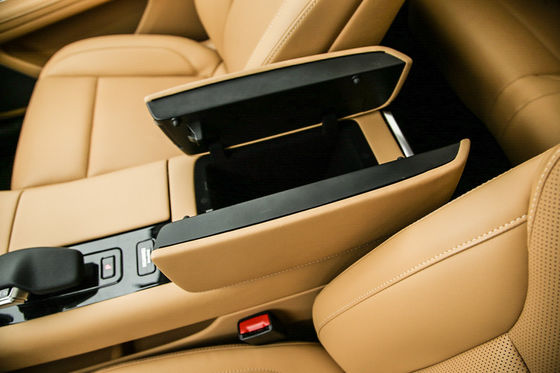 AITO M5 4 व्हील ड्राइव इलेक्ट्रिक कार लेफ्ट हैंड 210km/h वयस्कों के लिए