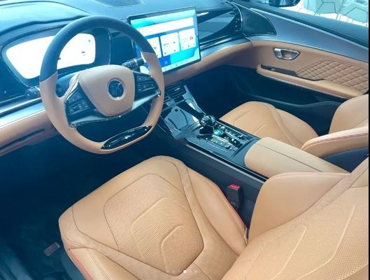 BYD हान मध्यम इलेक्ट्रिक कारें