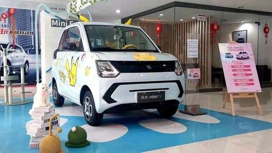 डोंगफेंग फेंगॉन मिनी इलेक्ट्रिक कार 3 डोर 4 सीट्स 100 किमी/एच इलेक्ट्रिक एसयूवी कार