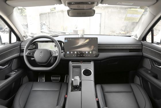 मध्यम आकार 0.5h फास्ट चार्ज इलेक्ट्रिक कार बड़ी जगह RWD AITO M5 200km/h