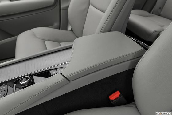 Volvo XC90 B5 4 व्हील ड्राइव इलेक्ट्रिक कार 180Km/H 4WD EV SUV 184KW मैक्स पावर