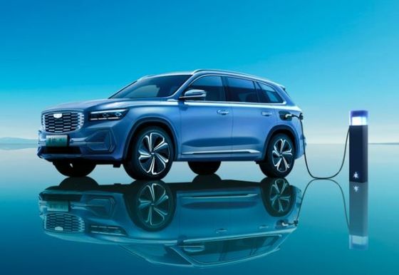 Geely Xingyue L SUV इलेक्ट्रिक वाहन AWD PHEV लेफ्ट ड्राइव इलेक्ट्रिक कार 215km/h