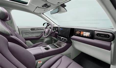 वयस्कों के लिए ऑटोमोटिव हाई स्पीड इलेक्ट्रिक वाहन एसयूवी न्यू एनर्जी लिंगपाओ सी11