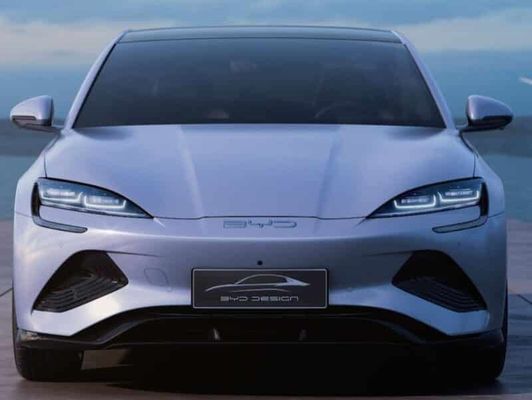 BYD सील डुअल मोटर इलेक्ट्रिक कार