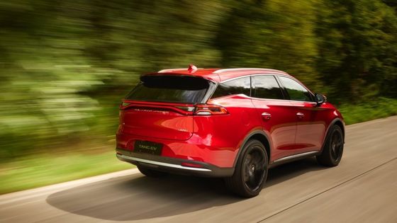 635 किमी उच्च प्रदर्शन वाली इलेक्ट्रिक कारें