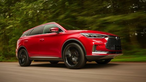 635 किमी उच्च प्रदर्शन वाली इलेक्ट्रिक कारें