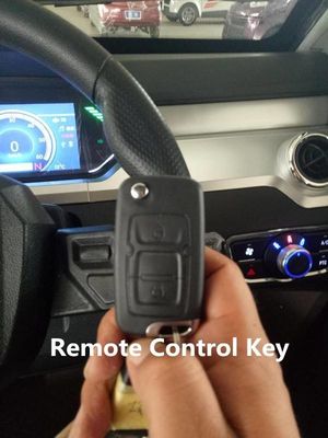 RWD मिनी इलेक्ट्रिक पेट्रोल कार फुल स्पीड ROBETA RBT02 2 सीटर Dfh CE स्वीकृत