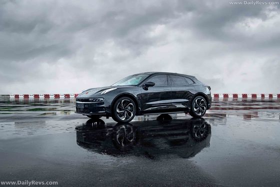 Zeekr 001 बड़ी इलेक्ट्रिक कारें लंबी रेंज 732km लक्ज़री 6.9s से 100km/H