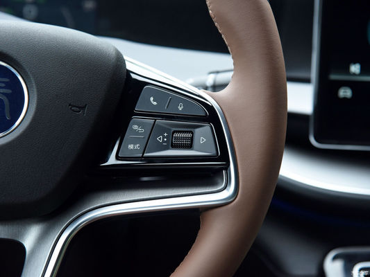 400km मध्यम आकार की इलेक्ट्रिक कारें