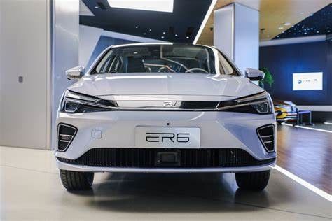 Feifan Marvel ER6 लंबी रेंज की EV कारें FWD 4 व्हील ऑटोमैटिक हाई स्पीड SUV