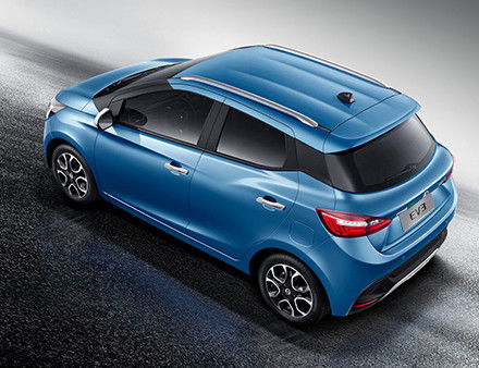 100km/h तेज गति वाली इलेक्ट्रिक कार JMC EV3 नई ऊर्जा EV कार सेडान 302km NEDC