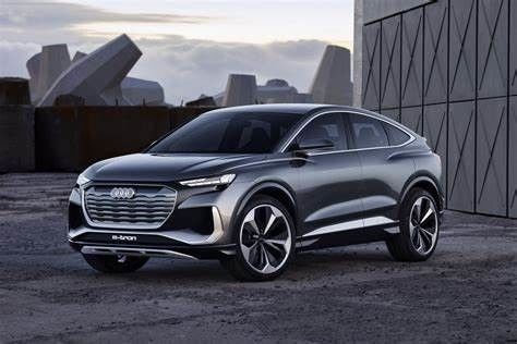 160km/h बड़े इलेक्ट्रिक वाहन Audi Q4 E-Tron 5 सीट 5 डोर इलेक्ट्रिक कार