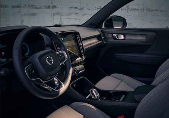 Volvo Xc40 मीडियम इलेक्ट्रिक कार 160km/h SUV इलेक्ट्रिक फैमिली 231 HP इंजन