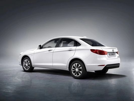 BLAVAL EU360 ECO के अनुकूल इलेक्ट्रिक कार 150 किमी / घंटा PMSM मोटर नई ऊर्जा इलेक्ट्रिक वाहन