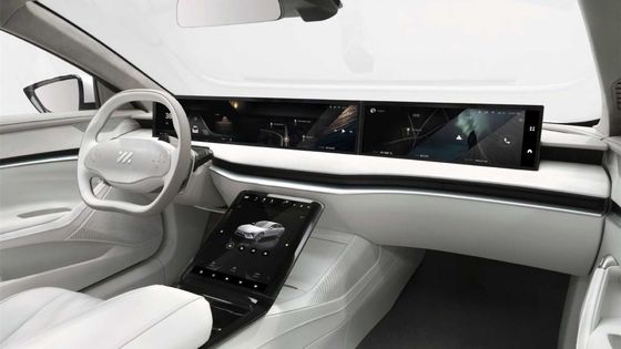 ZHIJI L7 उच्च प्रदर्शन वाली इलेक्ट्रिक कारें 615 किमी नई ऊर्जा इलेक्ट्रिक वाहन