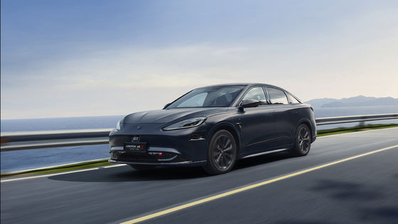 ARCFOX S छोटी इलेक्ट्रिक SUV कार 500km रेंज FWD लेफ्ट हैंड स्टीयरिंग कार