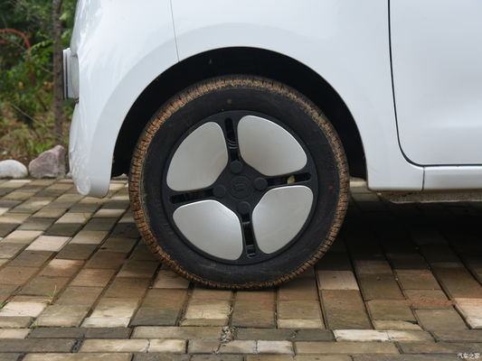 वयस्कों के लिए XIAOHU FEV मिनी EV कार 100km/h नई ऊर्जा वाहन