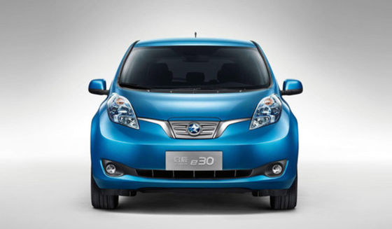 4 सीट शुद्ध इलेक्ट्रिक कार Venucia E30 लेफ्ट हैंड ड्राइव व्हीकल्स 105km/h