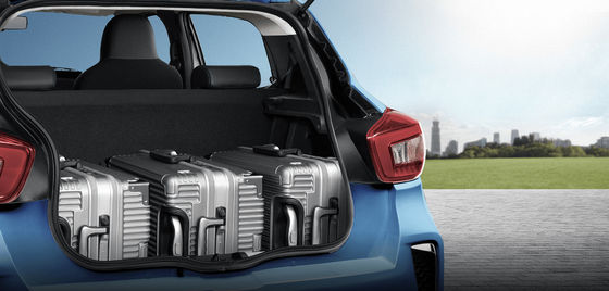 4 सीट शुद्ध इलेक्ट्रिक कार Venucia E30 लेफ्ट हैंड ड्राइव व्हीकल्स 105km/h