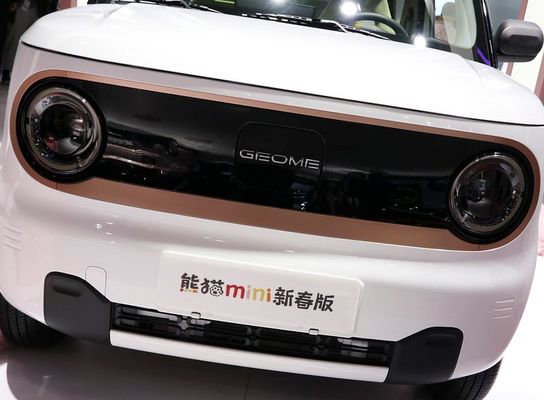 जीली पांडा मिनी ईवी कार 4 सीट हैचबैक इलेक्ट्रिक न्यू एनर्जी 120 किमी एनईडीसी