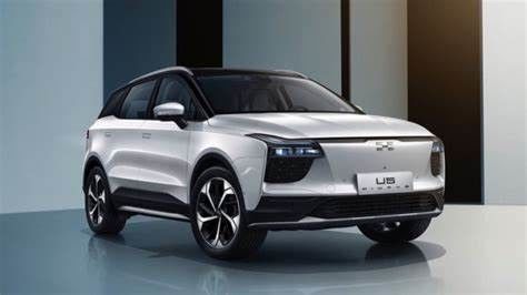 403 किमी लंबी दूरी की प्योर इलेक्ट्रिक कार AIWAYS U5 160 किमी/घंटा की गति के साथ