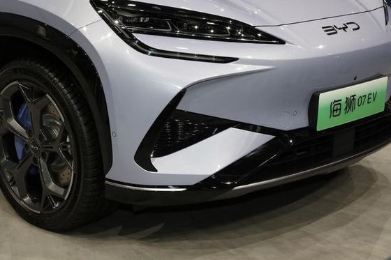 सुंदर शुद्ध इलेक्ट्रिक BYD सी लियोन 07 ईवी कार ब्लेड बैटरी के साथ नई ऊर्जा वाहन