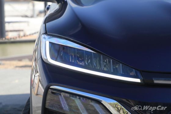 2023 चीन नई ऊर्जा कार होंडा Mnv इलेक्ट्रिक कार फास्ट चार्जर हाई स्पीड बिक्री