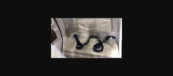 तीन पहिया पूर्ण बंद कार्बाइन यात्री इलेक्ट्रिक ट्राइसाइकिल 1200W मोटर के साथ 3 सीटें