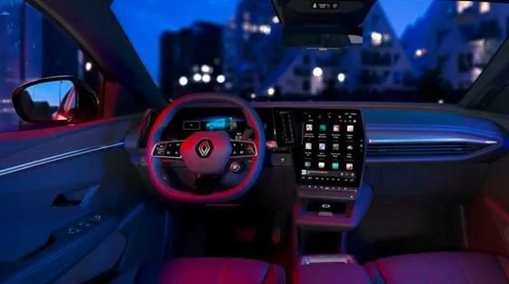 रेनॉल्ट मेगन ई-टेक बैटरी क्षमता 40/60kWh के साथ लगभग 158/208 मील की सीमा के साथ लंबी अवधि के परीक्षण ड्राइविंग