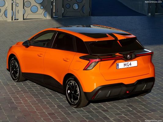 नई ऊर्जा 2024 सबसे गर्म शुद्ध इलेक्ट्रिक वाहन 250N.m टॉर्क अधिकतम 986l के साथ एमजी 4 ईवी अतिरिक्त बड़े ट्रंक स्थान