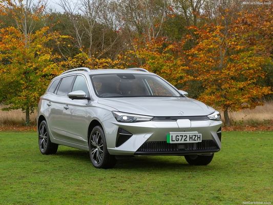 एमजी 5 ईवी पर शानदार रेंज 344 किमी और सुपर चार्जिंग क्षमता वाली सुविधाजनक इलेक्ट्रिक कार