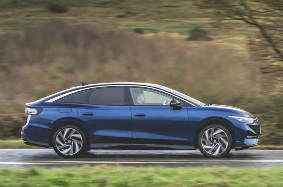 वोक्सवैगन आईडी 7 न्यू इंजरी वाहन 155मैक्स स्पीड 204 पी.एस हॉर्स पावर के साथ