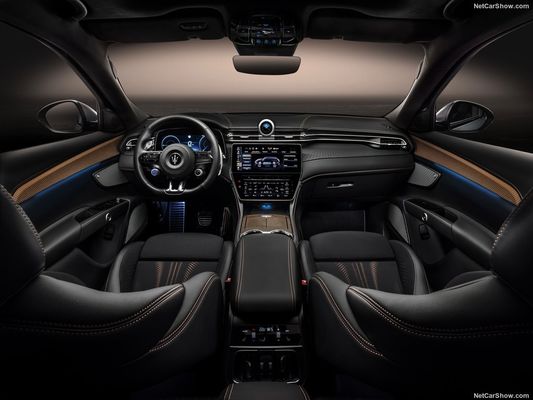 मसेराटी ग्रैन टूरिज्मो फॉल्गोर में 450 रेंज और अधिकतम गति 325 किमी/घंटा के साथ शुद्ध इलेक्ट्रिक नई ऊर्जा कार