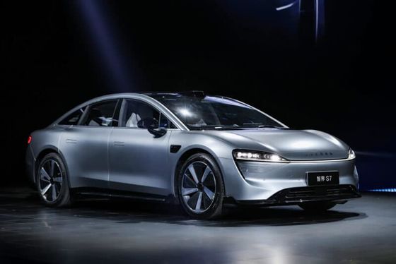 2024 न्यू चेरी हुआवेई लक्ज़री एस7 2024 लक्ज़री इलेक्ट्रिक सेडान लक्ज़री एस7 12.4 किलोवाट/घंटा की खपत के साथ