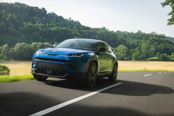 विशिष्ट वांछनीय इलेक्ट्रिक एसयूवी फिस्कर ओशन इलेक्ट्रिक परिवार एसयूवी 556bhp/737Nm के साथ शक्ति