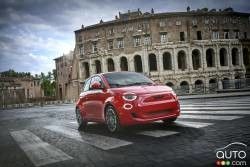 2024 FIAT 500e FWD मिनी इलेक्ट्रिक कार 42kwh बैटरी 94mph शीर्ष गति के साथ
