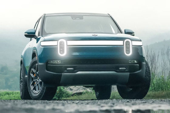 2023 RIVIAN R1S चार मोटर 800P.S 660 किमी की रेंज 3.1 सेकंड में 60 मील प्रति घंटे को मारता है सभी इलेक्ट्रिक पावरट्रेन W 7seats उच्च अंत कार्बिन