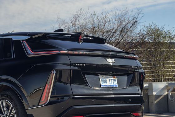 2024 कैडिलैक लिरिक 308 मील की दूरी में दूर posher केबिन नई ऊर्जा लक्जरी सेडान