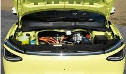 नवीनतम शुद्ध ईवी कारों Dongfeng Nammi 01 हैचबैक ईवी और प्रभावशाली रेंज और ठोस राज्य बैटरी