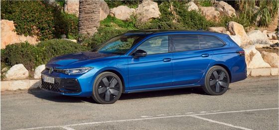 बहुमुखी स्टैट वी.डब्ल्यू. नई वोक्सवैगन पासैट पीएचईवी 2024 268bhp& 400Nmof टॉर्क के साथ,7.4s त्वरण