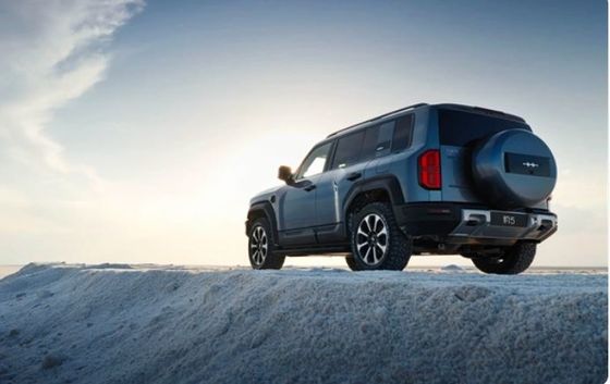 नई इलेक्ट्रिक फोर व्हील ड्राइव पीएचईवी बीड फॉर्मूला तेंदुए 5 505 किलोवाट की अधिकतम शक्ति और 760 एनएम का अधिकतम टॉर्क के साथ।