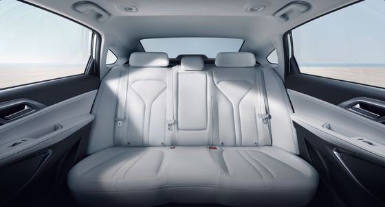 2024 Xpeng P5 इलेक्ट्रिक वाहन EV इलेक्ट्रिक कार लंबी दूरी 480 किमी 155KW पावर 170 किमी/घंटा