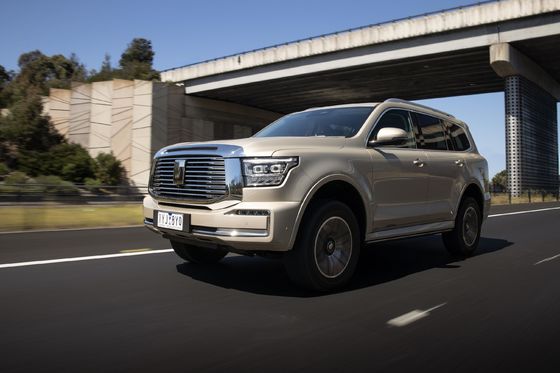 नई ऊर्जा कार 2023 TANK 500 PHEV AWD ड्राइवट्रेन 180 किमी/घंटा की शीर्ष गति 6.9 सेकंड 0-100 त्वरण के साथ