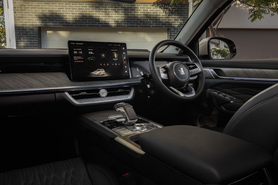 नई ऊर्जा कार 2023 TANK 500 PHEV AWD ड्राइवट्रेन 180 किमी/घंटा की शीर्ष गति 6.9 सेकंड 0-100 त्वरण के साथ