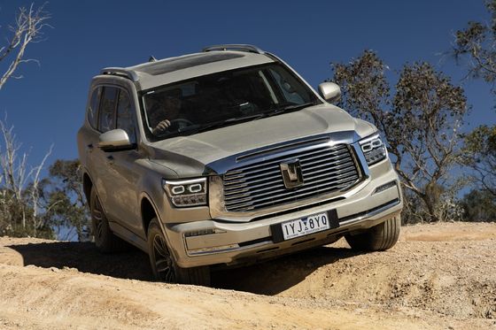 नई ऊर्जा कार 2023 TANK 500 PHEV AWD ड्राइवट्रेन 180 किमी/घंटा की शीर्ष गति 6.9 सेकंड 0-100 त्वरण के साथ