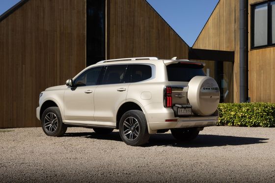 नई ऊर्जा कार 2023 TANK 500 PHEV AWD ड्राइवट्रेन 180 किमी/घंटा की शीर्ष गति 6.9 सेकंड 0-100 त्वरण के साथ