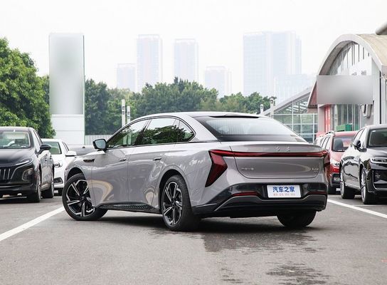 शुद्ध इलेक्ट्रिक वाहन चीन प्रसिद्ध ब्रांड Hongqi EH7 2024 600 किमी प्रो 600 किमी लंबी रेंज के साथ और 4 दरवाजे/5 सीटों वाला सेडान