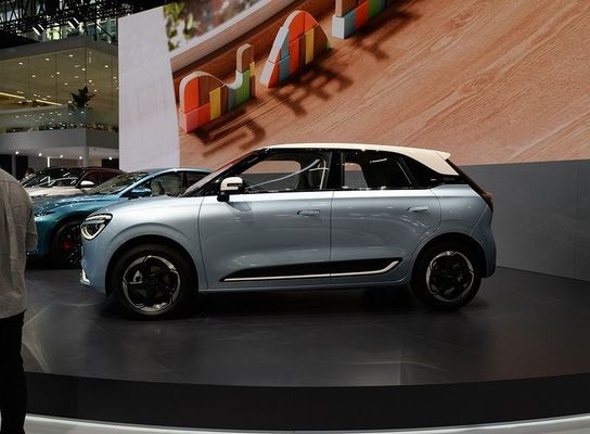 शुद्ध इलेक्ट्रिक वाहन डोंगफेंग नैनो 01 2024 330 लीटर 140 किमी/घंटा अधिकतम गति के साथ चीन नई ऊर्जा इलेक्ट्रिक कार